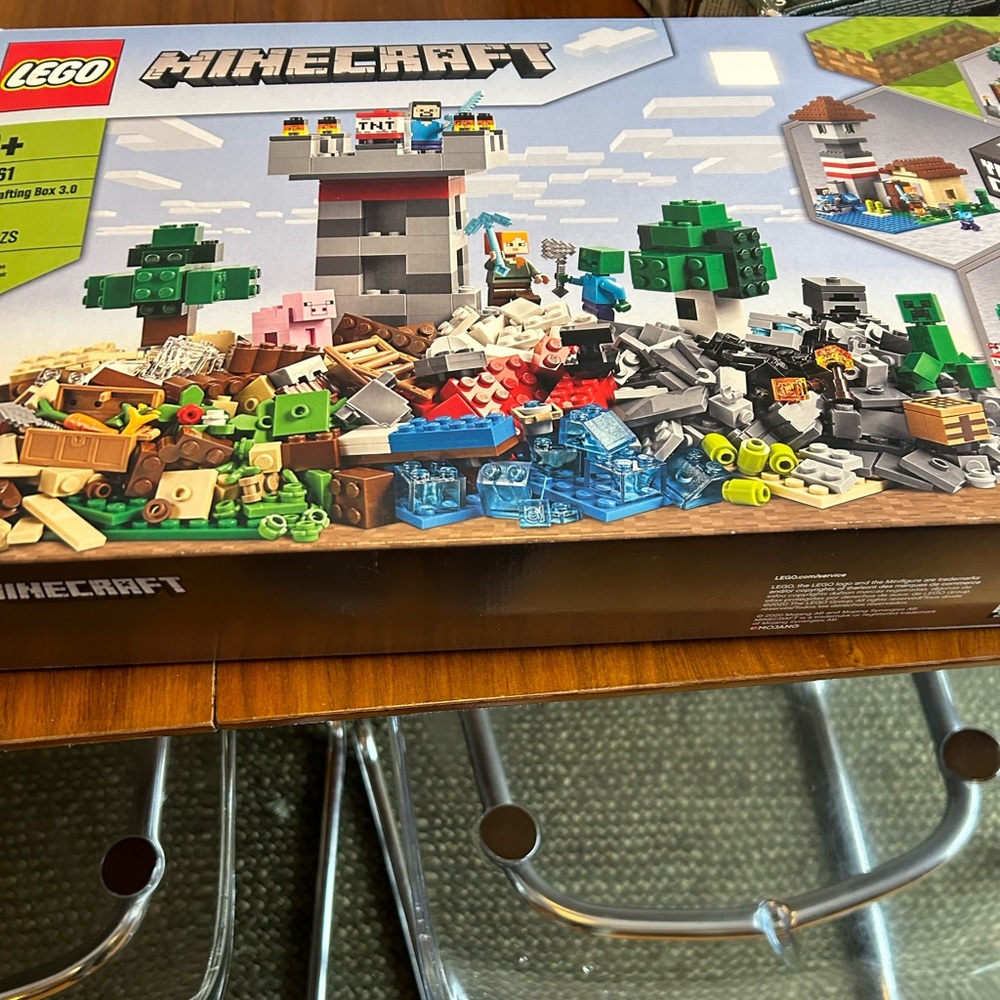 LEGO Minecraft and Technic bundle